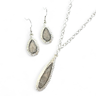 Frances Necklace - Silver Metallic in Silver