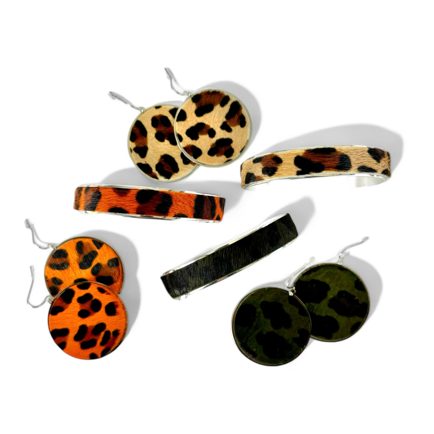 *Calfskin Round Earrings - Orange Leopard on Silver