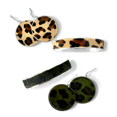 *Calfskin Round Earrings - Green Leopard on Silver